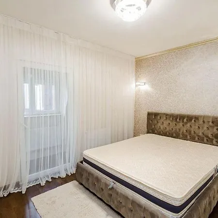 Cathedral Park And Pedestrian Zone Ultracentral Cozy Apartment In Chisináu Exterior foto