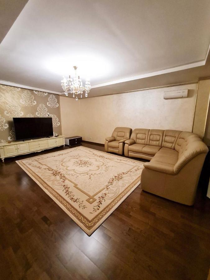 Apartment Cathedral Park And Pedestrian Zone Ultracentral Cozy In Kischinau